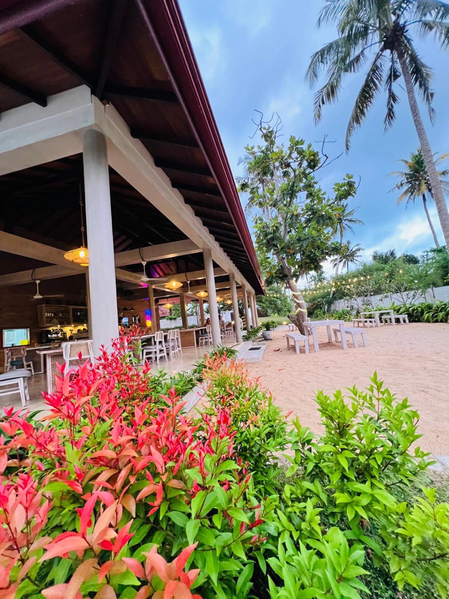 The Jam House Hotel Ahangama Exterior photo